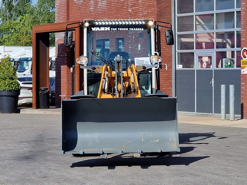 Liebherr L506 compact - New - Bucket + pallet forks - 46 KW - Excavadora de ruedas: foto 2 Liebherr L506 compact - New - Bucket + pallet forks - 46 KW - Excavadora de ruedas: foto 2