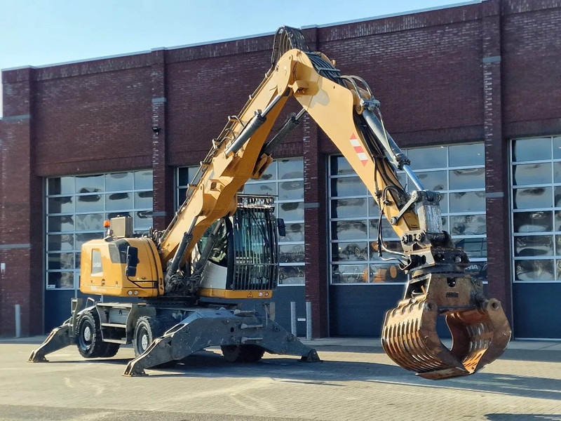 Liebherr LH24M / LH 24 M - 2019 - 8878 hours - Full option - Grijper - Manipulador de materiales: foto 2 Liebherr LH24M / LH 24 M - 2019 - 8878 hours - Full option - Grijper - Manipulador de materiales: foto 2
