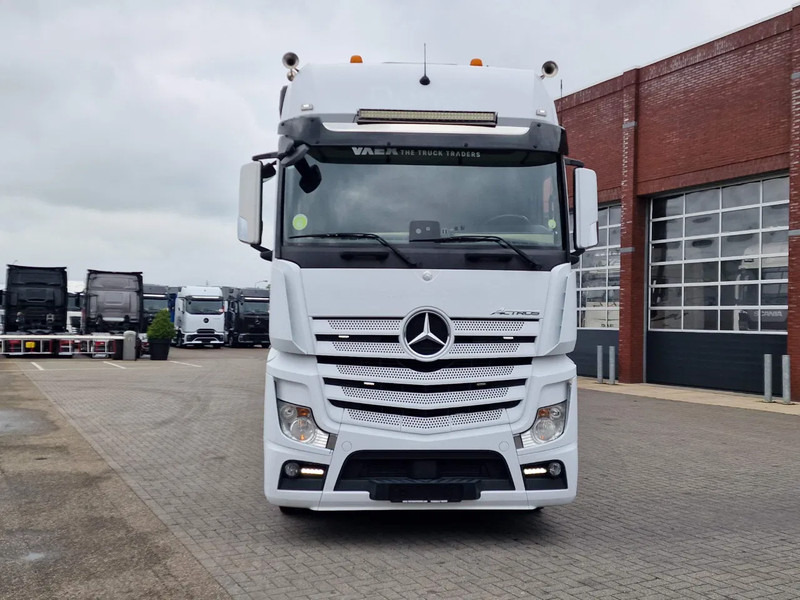 Mercedes-Benz Actros 1942 4x2 - Box with Loadlift - Full air + Pacton Trailer Loadlift - Heating system - Camión caja cerrada: foto 2 Mercedes-Benz Actros 1942 4x2 - Box with Loadlift - Full air + Pacton Trailer Loadlift - Heating system - Camión caja cerrada: foto 2