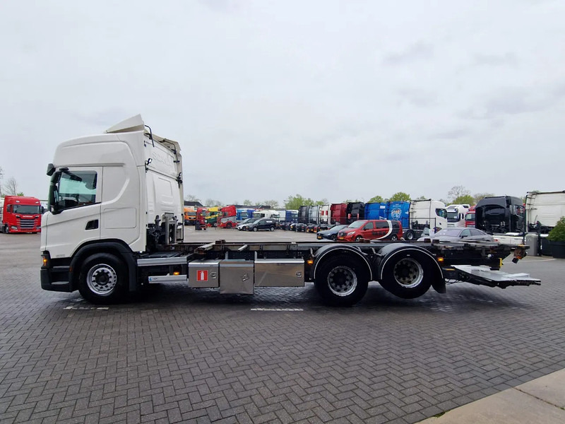 Scania G500 NGS Highline 6x2 - BDF - 4.75 WB - Retarder - Full air - Leather - Led - Portacontenedore/ Intercambiable camión: foto 4 Scania G500 NGS Highline 6x2 - BDF - 4.75 WB - Retarder - Full air - Leather - Led - Portacontenedore/ Intercambiable camión: foto 4