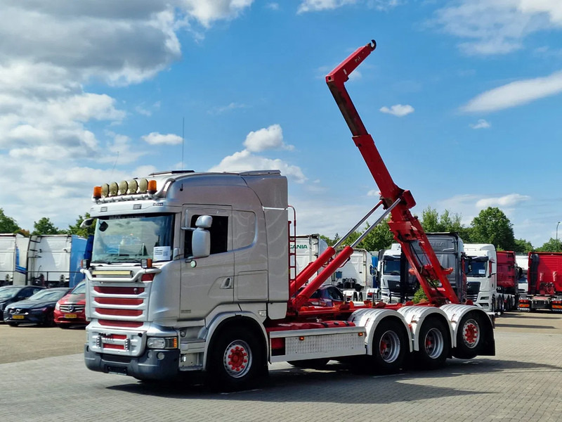 Scania R490 8x4*4 - HIAB XR24SL58 24T hooklift - Euro 6 - Full air - Steering axle - Multibasculante camión: foto 5 Scania R490 8x4*4 - HIAB XR24SL58 24T hooklift - Euro 6 - Full air - Steering axle - Multibasculante camión: foto 5