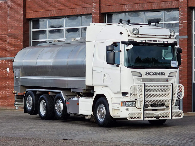 Scania R520 V8 8x2*4 - Tank - 19.000L - 4 compartments - Pump and counter - Retarder - Cisterna camión: foto 1 Scania R520 V8 8x2*4 - Tank - 19.000L - 4 compartments - Pump and counter - Retarder - Cisterna camión: foto 1