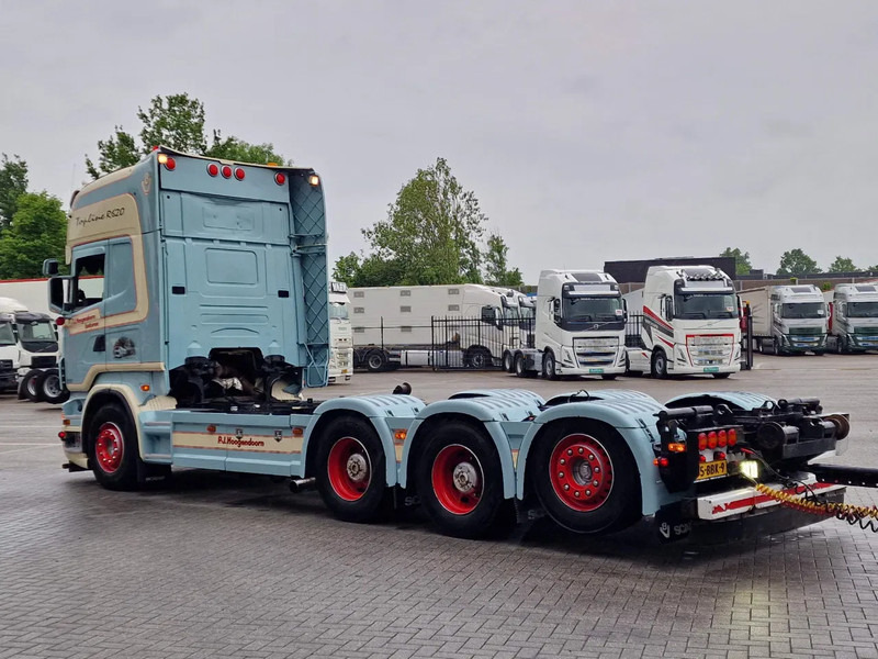 Scania R620 Topline 8x4 - Retarder - Full air - Custom interior - Show truck - HUB reduction - Chasis camión: foto 4 Scania R620 Topline 8x4 - Retarder - Full air - Custom interior - Show truck - HUB reduction - Chasis camión: foto 4