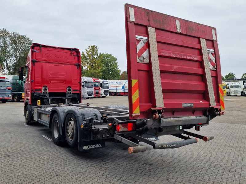 Scania S500 NGS Highline 6x2 - BDF - Full air - Loadlift - Navi - Retarder - Portacontenedore/ Intercambiable camión: foto 5 Scania S500 NGS Highline 6x2 - BDF - Full air - Loadlift - Navi - Retarder - Portacontenedore/ Intercambiable camión: foto 5