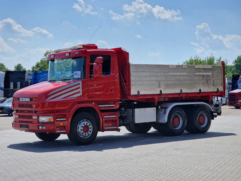 Scania T124-420 6x4 - Tipper - Retarder - Full steel - HUB Reduction - Manual gearbox - Volquete camión: foto 5 Scania T124-420 6x4 - Tipper - Retarder - Full steel - HUB Reduction - Manual gearbox - Volquete camión: foto 5