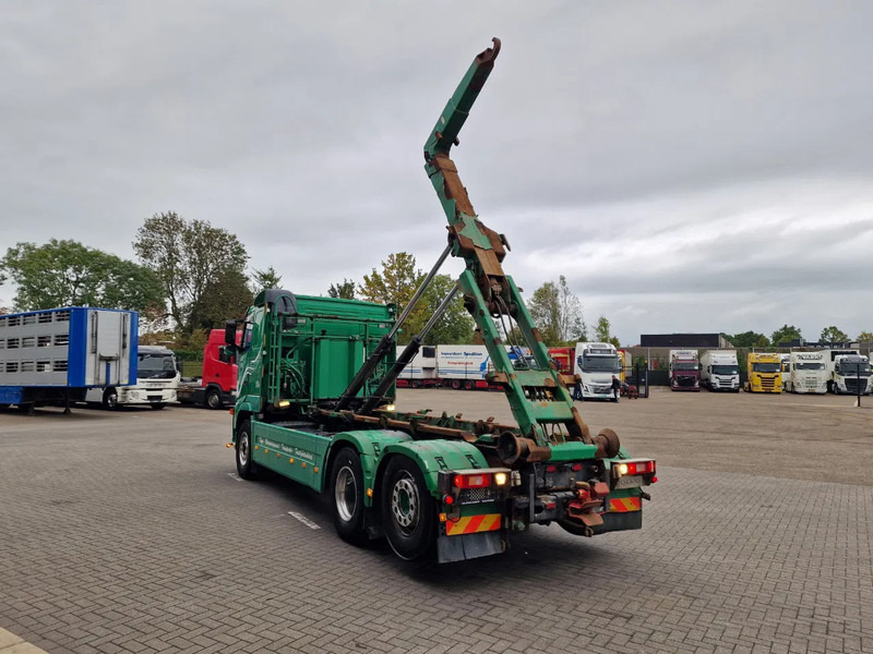 Volvo FH 13.440 6x2*4 - HIAB Hooklift 17T - Euro 5 - I shift - Steering axle - Multibasculante camión: foto 5 Volvo FH 13.440 6x2*4 - HIAB Hooklift 17T - Euro 5 - I shift - Steering axle - Multibasculante camión: foto 5