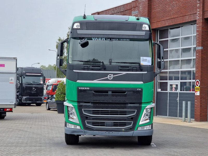 Volvo FH 13.460 Globetrotter 6x2 - Chassis - 4.60 WB - HUB Reduction - LNG - Chasis camión: foto 2 Volvo FH 13.460 Globetrotter 6x2 - Chassis - 4.60 WB - HUB Reduction - LNG - Chasis camión: foto 2