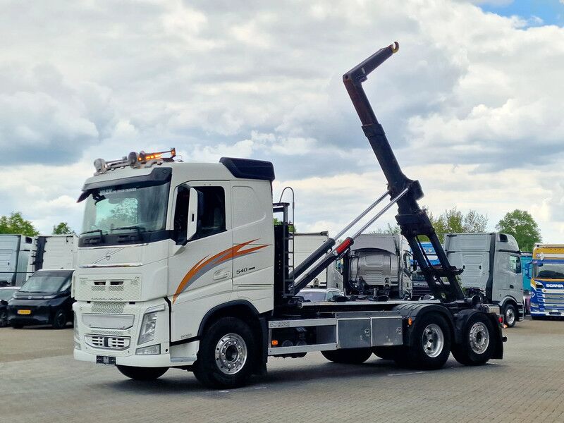 Volvo FH 13.540 6x2 - HIAB Hooklift 21T - Retarder - 4.60 WB - Full air - Multibasculante camión: foto 4 Volvo FH 13.540 6x2 - HIAB Hooklift 21T - Retarder - 4.60 WB - Full air - Multibasculante camión: foto 4