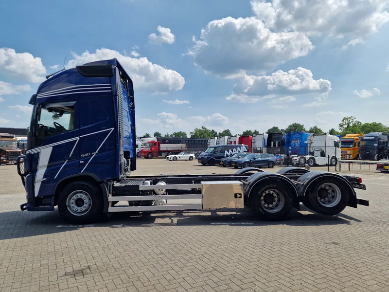 Volvo FH 13.540 Globetrotter XL 6x2 - Retarder - Full air - 4.60 WB - I shift dual clutch - Chasis camión: foto 4 Volvo FH 13.540 Globetrotter XL 6x2 - Retarder - Full air - 4.60 WB - I shift dual clutch - Chasis camión: foto 4