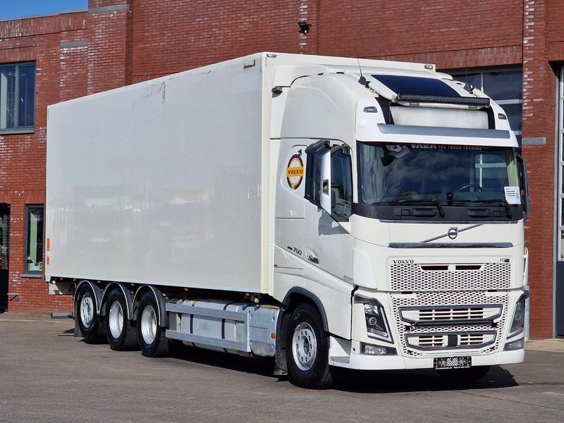 Volvo FH 16.750 XL 8x4*4 - Carrier Supra 1150 MT - Bi Temp - Retarder - Loadlift - Bussbygg box - Frigorífico camión: foto 1 Volvo FH 16.750 XL 8x4*4 - Carrier Supra 1150 MT - Bi Temp - Retarder - Loadlift - Bussbygg box - Frigorífico camión: foto 1