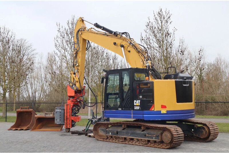 Caterpillar 325 F LCR | MOVAX SG-50V | ROTOTILT | SHEET PILE DRIVER - Martillo de hinca de pilotes: foto 3 Caterpillar 325 F LCR | MOVAX SG-50V | ROTOTILT | SHEET PILE DRIVER - Martillo de hinca de pilotes: foto 3