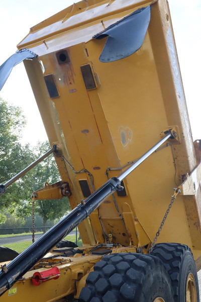 Leasing financiero de Caterpillar 730 04A | TAILGATE | LOW HO leasing Caterpillar 730 04A | TAILGATE | LOW HO: foto 10