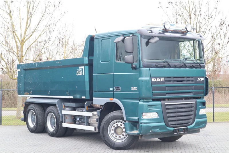 DAF XF 105.460 | 6X4 | MANUAL | RETARDER | BIG AXLES | EURO 5 - Volquete camión: foto 3 DAF XF 105.460 | 6X4 | MANUAL | RETARDER | BIG AXLES | EURO 5 - Volquete camión: foto 3