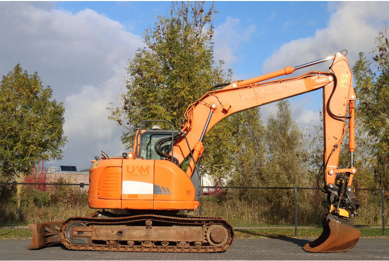 Doosan DX140LCR-3 | DX 140 LCR-3 | TILT ROTATOR | BUCKET | DOZERBLADE - Excavadora de cadenas: foto 4 Doosan DX140LCR-3 | DX 140 LCR-3 | TILT ROTATOR | BUCKET | DOZERBLADE - Excavadora de cadenas: foto 4
