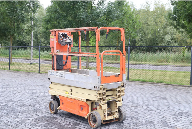 JLG 1930 ES | 7.7 METER | 230 KG - Plataforma de tijeras: foto 3 JLG 1930 ES | 7.7 METER | 230 KG - Plataforma de tijeras: foto 3