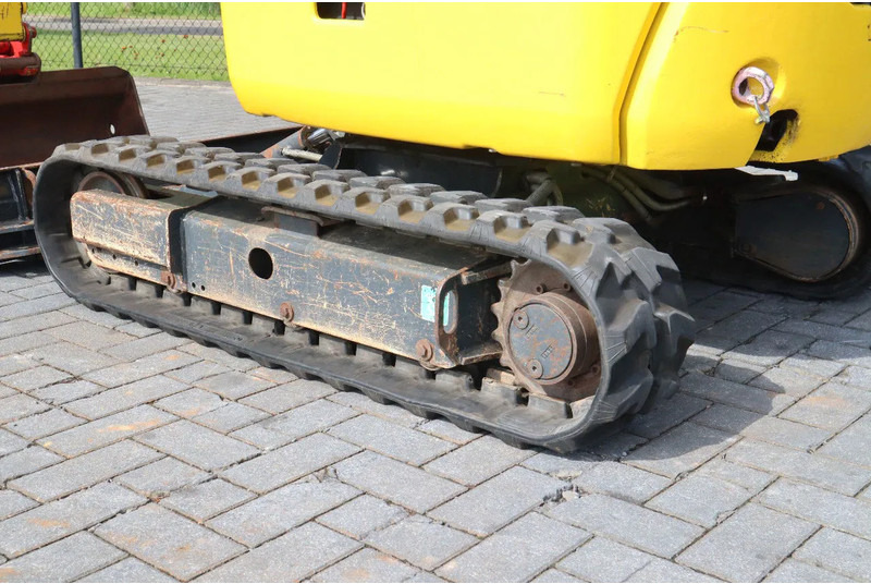 Leasing financiero de Komatsu PC16 R-3HS | 3X BUCKET | QUICK COUPLER | SWING BOOM leasing Komatsu PC16 R-3HS | 3X BUCKET | QUICK COUPLER | SWING BOOM: foto 12