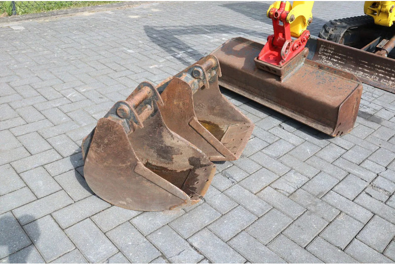 Leasing financiero de Komatsu PC16 R-3HS | 3X BUCKET | QUICK COUPLER | SWING BOOM leasing Komatsu PC16 R-3HS | 3X BUCKET | QUICK COUPLER | SWING BOOM: foto 8