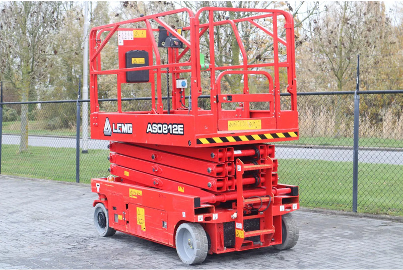 LGMG AS0812E | 10 METER | 450 KG | GS-2646 | 2646ES - Plataforma de tijeras: foto 2 LGMG AS0812E | 10 METER | 450 KG | GS-2646 | 2646ES - Plataforma de tijeras: foto 2