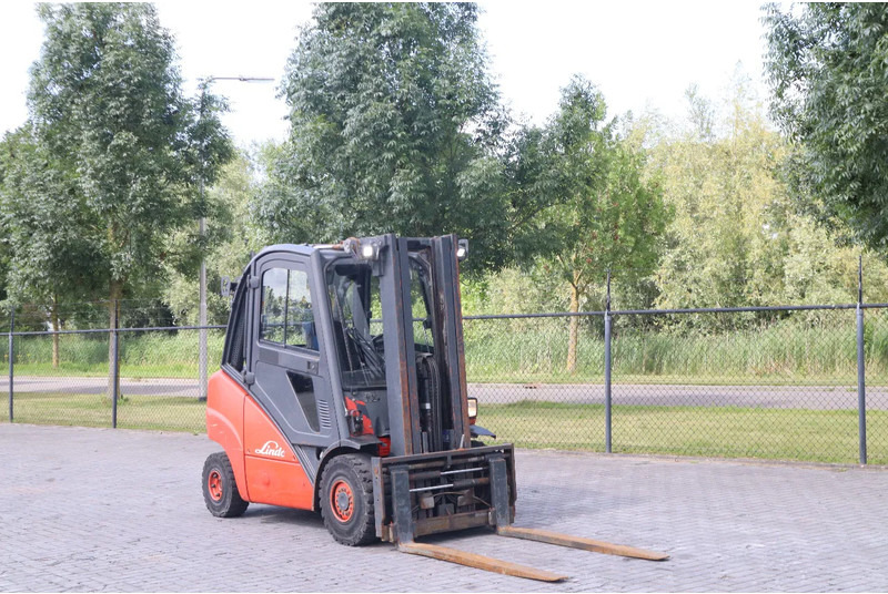 Linde H35D | SIDESHIFT + SPREADER | FREELIFT | 4.7 M - Carretilla elevadora diésel: foto 5 Linde H35D | SIDESHIFT + SPREADER | FREELIFT | 4.7 M - Carretilla elevadora diésel: foto 5