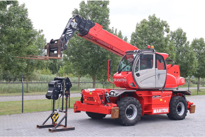 Manitou MRT 2150 + S2 | REMOTE | FORKS | 3-TON WINCH - Cargadora: foto 2 Manitou MRT 2150 + S2 | REMOTE | FORKS | 3-TON WINCH - Cargadora: foto 2