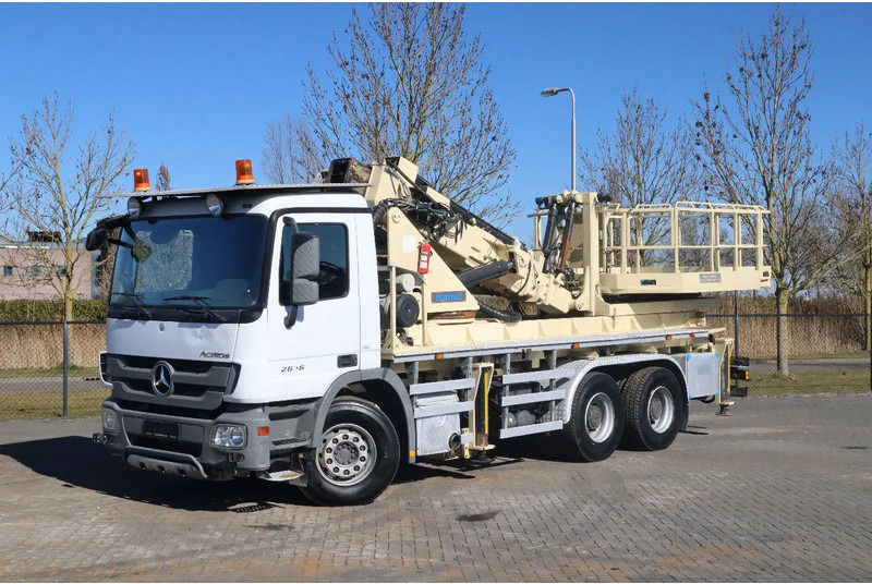 Mercedes-Benz Actros 2636 6X4 | TUNNEL PLATFORM | REMOTE DRIVING - Camión grúa: foto 5 Mercedes-Benz Actros 2636 6X4 | TUNNEL PLATFORM | REMOTE DRIVING - Camión grúa: foto 5