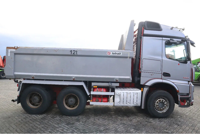 Mercedes-Benz Arocs 2658 2858 | 6X4 EURO 6 BIG AXLES | RETARDER | ENGINE PROBLEM - Volquete camión: foto 4 Mercedes-Benz Arocs 2658 2858 | 6X4 EURO 6 BIG AXLES | RETARDER | ENGINE PROBLEM - Volquete camión: foto 4