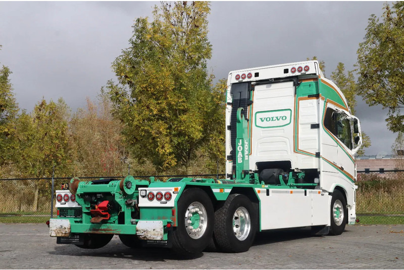Volvo FH 16.750 | 6X2*4 | RETARDER | STEERING AXLE | JOAB HOOK | EURO 6 - Multibasculante camión: foto 3 Volvo FH 16.750 | 6X2*4 | RETARDER | STEERING AXLE | JOAB HOOK | EURO 6 - Multibasculante camión: foto 3