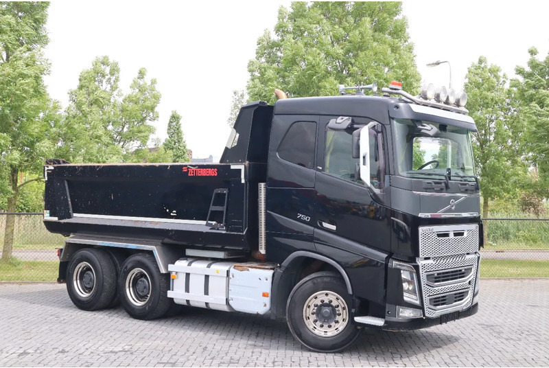 Volvo FH 16.750 | 6X4 | RETARDER | BIG AXLES | EURO 6 - Volquete camión: foto 3 Volvo FH 16.750 | 6X4 | RETARDER | BIG AXLES | EURO 6 - Volquete camión: foto 3
