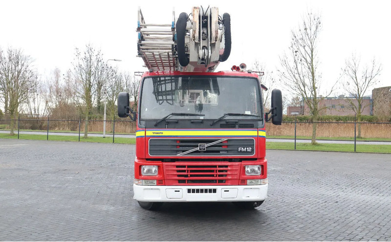 Volvo FM 12.340 6X4 | SNORKEL MAGIRUS ALP 340 | 34 METER - Camión de bomberos: foto 2 Volvo FM 12.340 6X4 | SNORKEL MAGIRUS ALP 340 | 34 METER - Camión de bomberos: foto 2