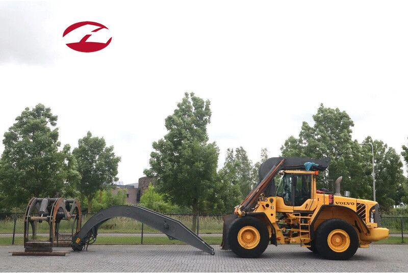 Volvo L180 F HL | HIGH-LIFT | LOG STACKER | HOLZ GRAPPLE - Cargadora de ruedas: foto 1 Volvo L180 F HL | HIGH-LIFT | LOG STACKER | HOLZ GRAPPLE - Cargadora de ruedas: foto 1