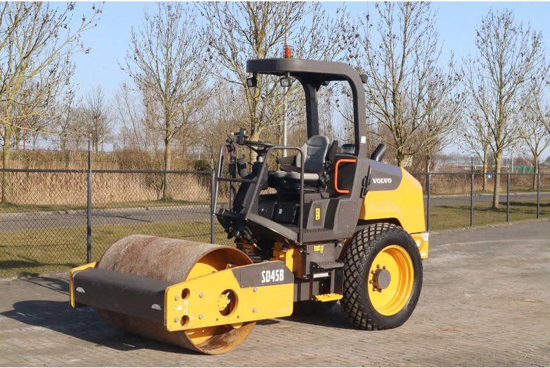 Volvo SD45B | GOOD CONDIITON | LOW HOURS - Rodillo: foto 2 Volvo SD45B | GOOD CONDIITON | LOW HOURS - Rodillo: foto 2
