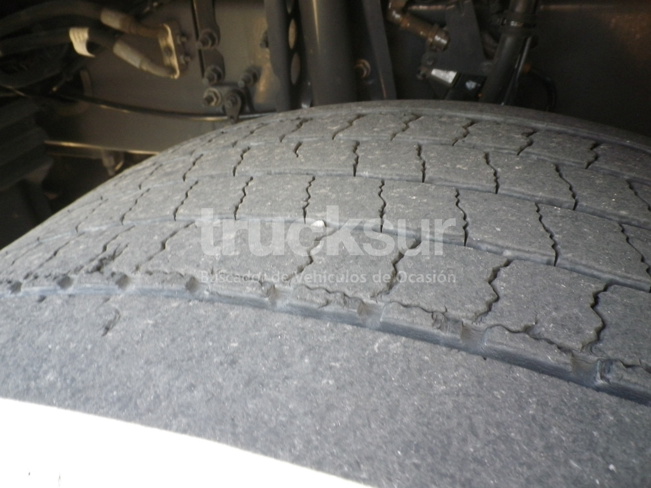 Cabeza tractora RENAULT T520 HIGH SLEEPER CAB: foto 12