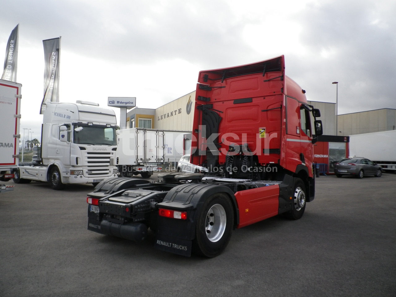 RENAULT T520 SLEEPER CAB - Cabeza tractora: foto 5 RENAULT T520 SLEEPER CAB - Cabeza tractora: foto 5