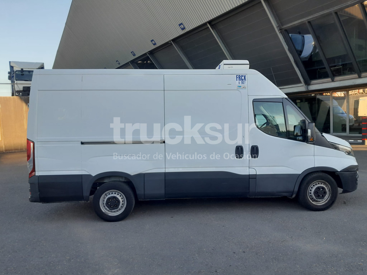 IVECO 35S12 12M3 FRC-X - Furgoneta: foto 5 IVECO 35S12 12M3 FRC-X - Furgoneta: foto 5