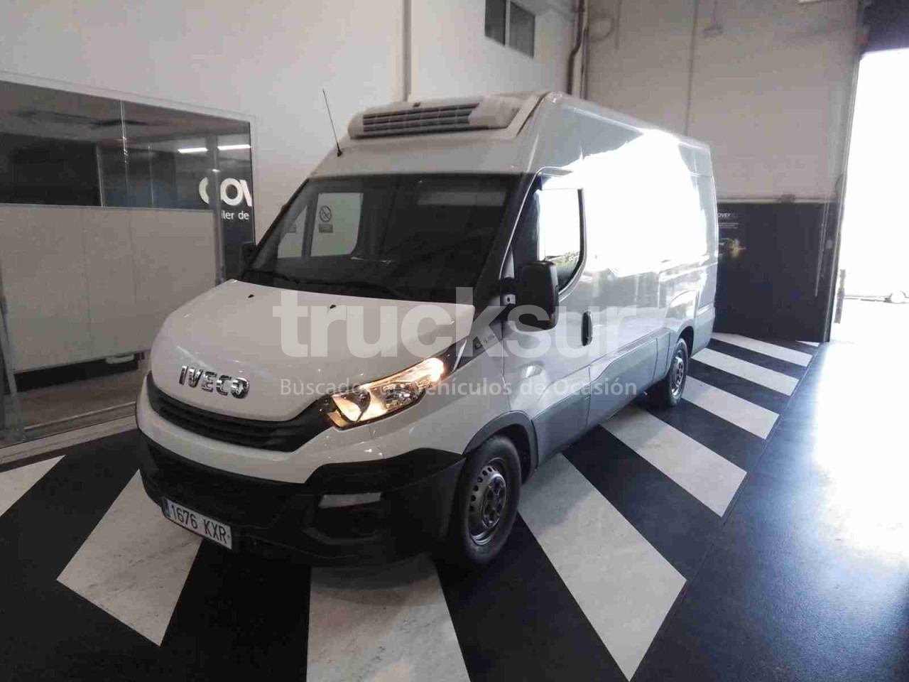 IVECO 35S14 FRC-X - Furgoneta: foto 2 IVECO 35S14 FRC-X - Furgoneta: foto 2