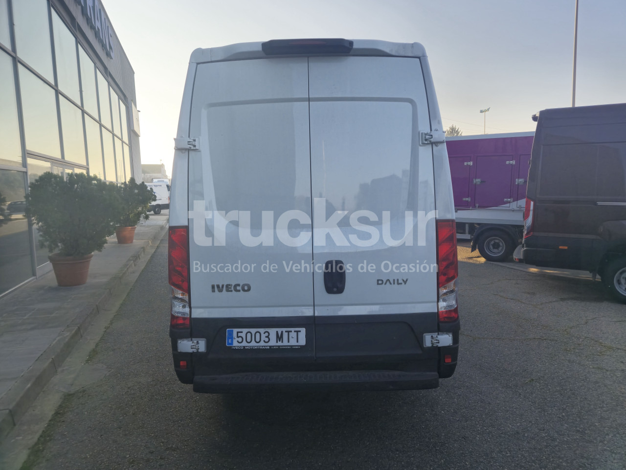 IVECO DAILY 35S16V 12M3 - Furgoneta: foto 5 IVECO DAILY 35S16V 12M3 - Furgoneta: foto 5