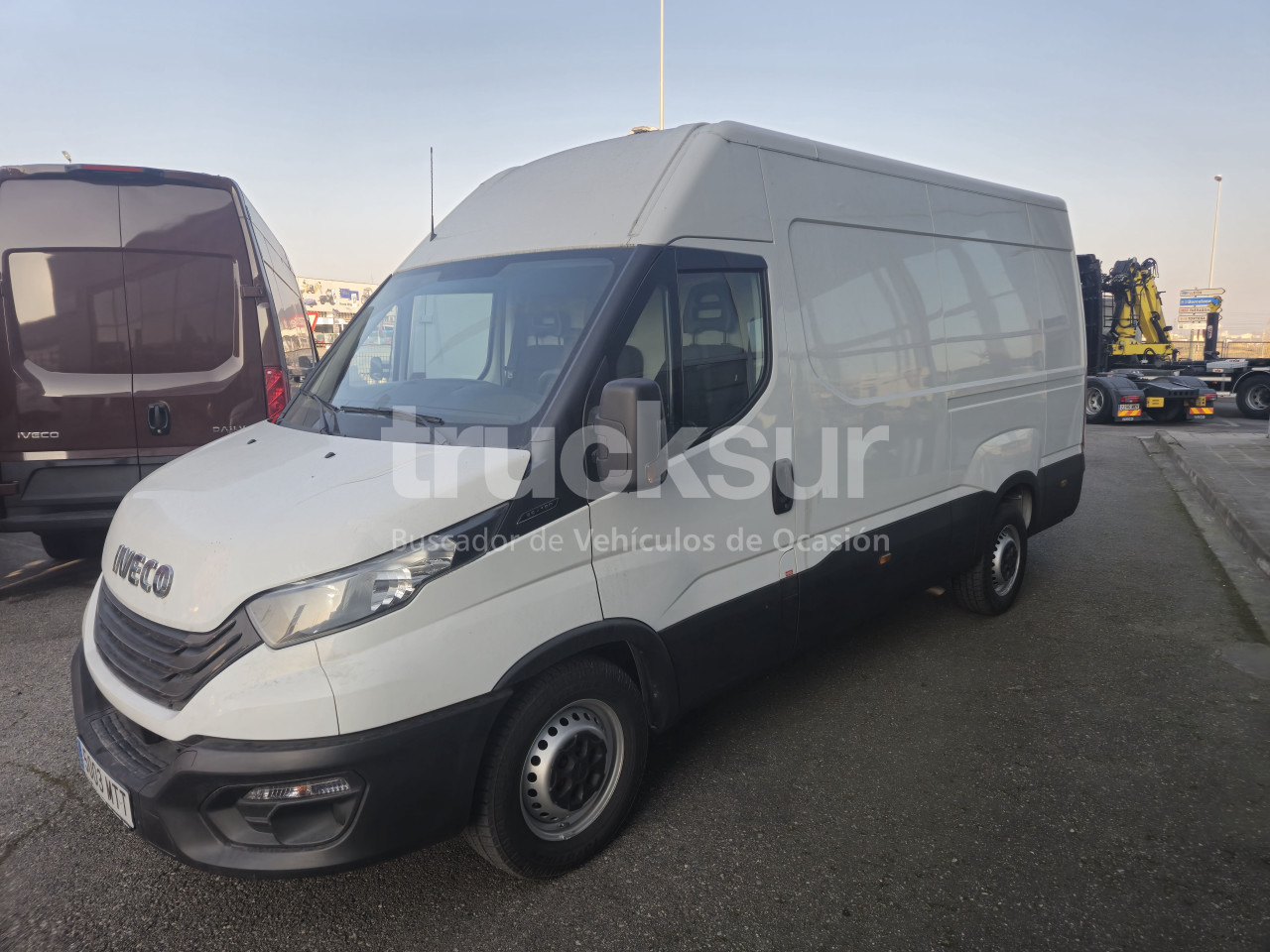 IVECO DAILY 35S16V 12M3 - Furgoneta: foto 1 IVECO DAILY 35S16V 12M3 - Furgoneta: foto 1