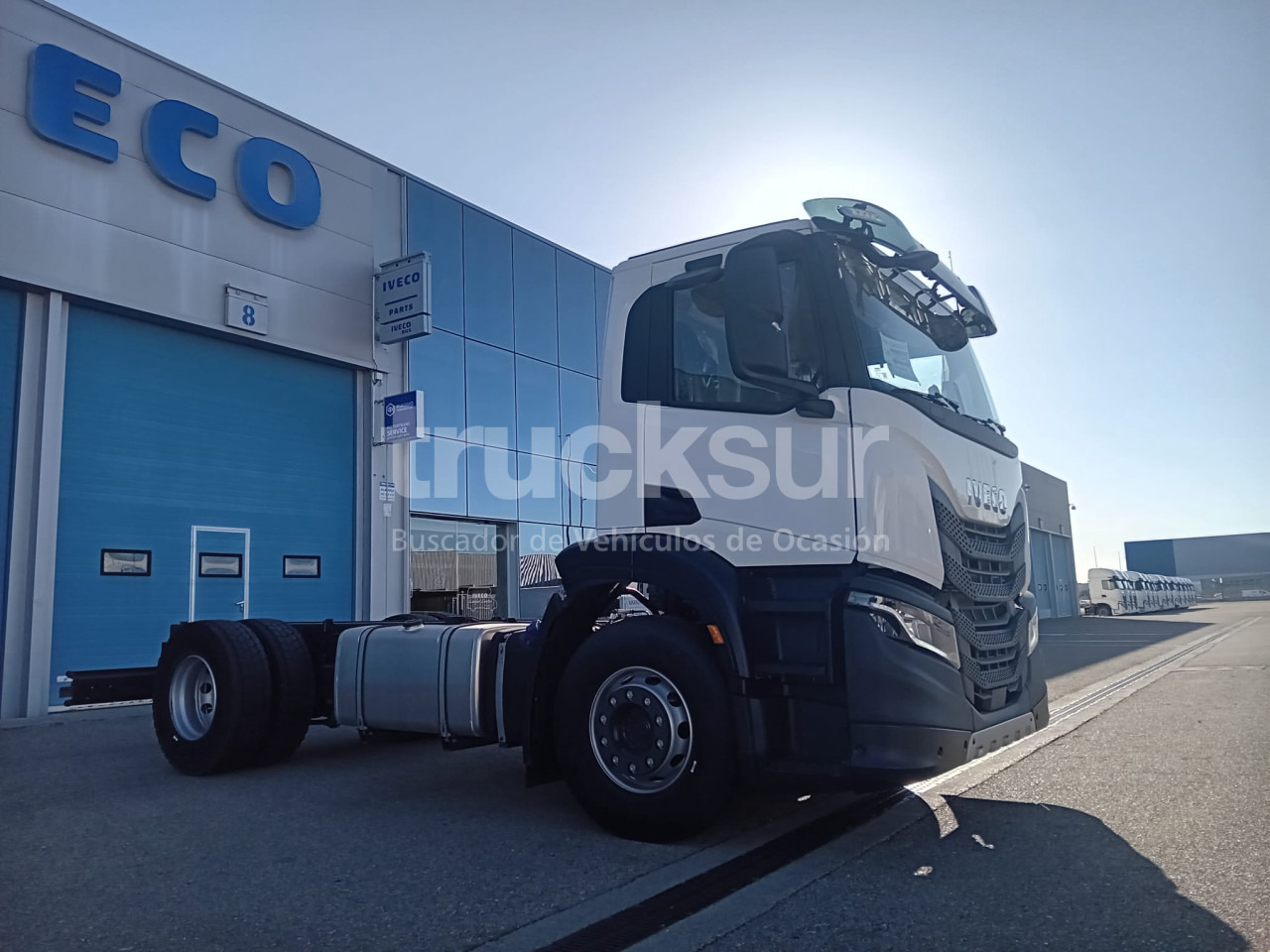 IVECO X-WAY 420 - Chasis camión: foto 2 IVECO X-WAY 420 - Chasis camión: foto 2