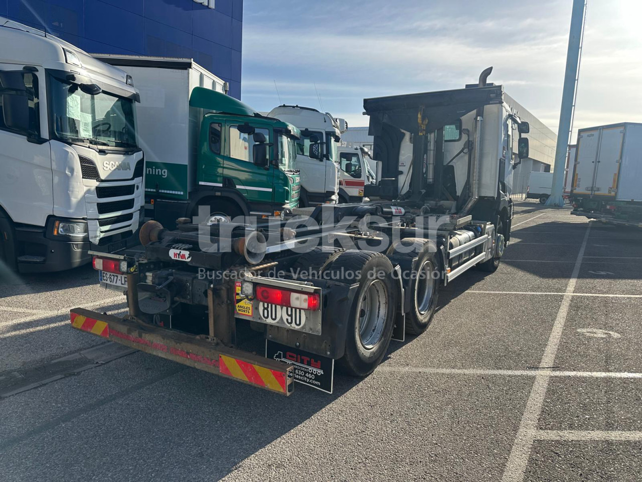 RENAULT C430.26 6X2 - Multibasculante camión: foto 5 RENAULT C430.26 6X2 - Multibasculante camión: foto 5