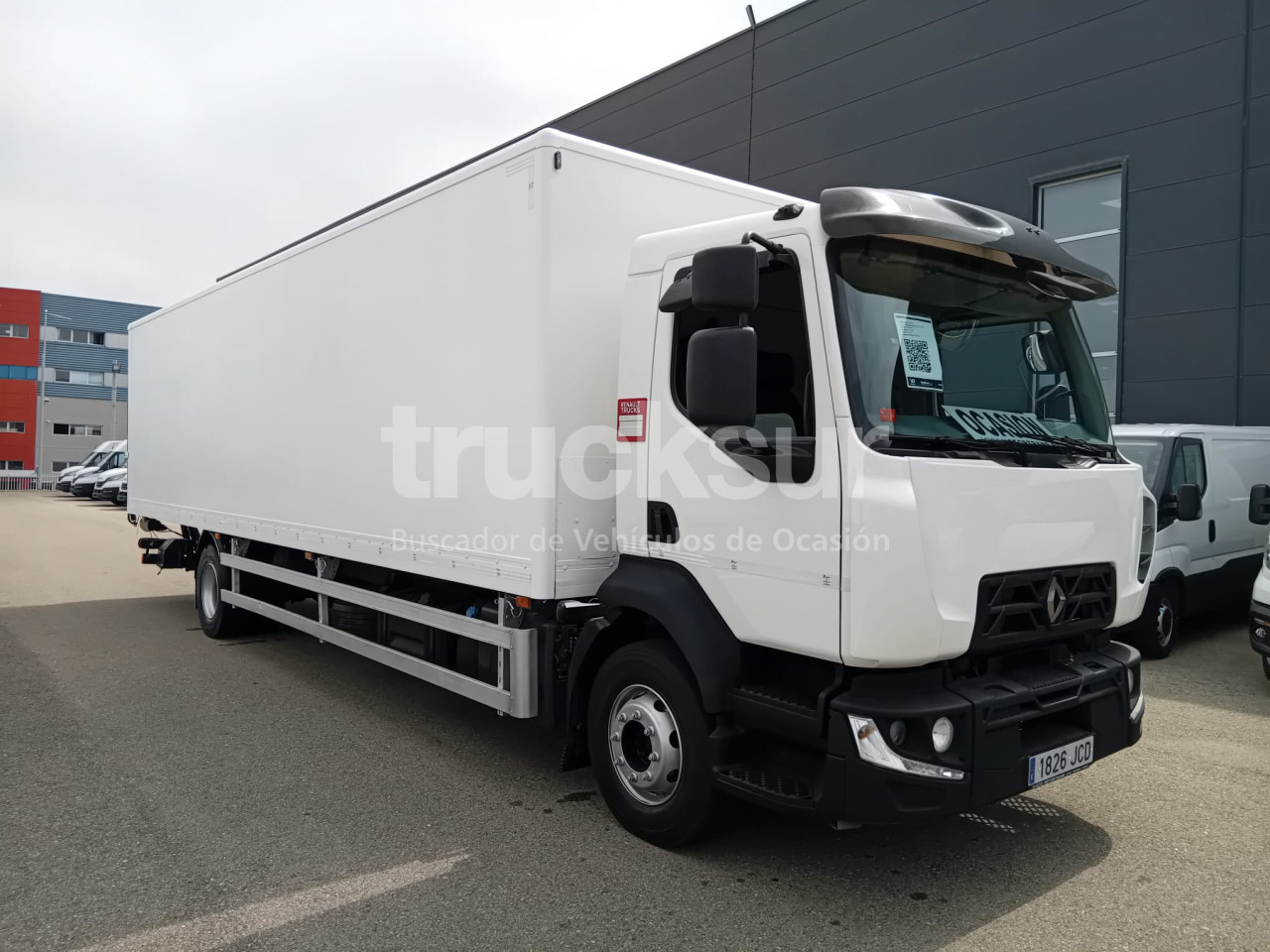 RENAULT D 12.240 - Camión caja cerrada: foto 1 RENAULT D 12.240 - Camión caja cerrada: foto 1