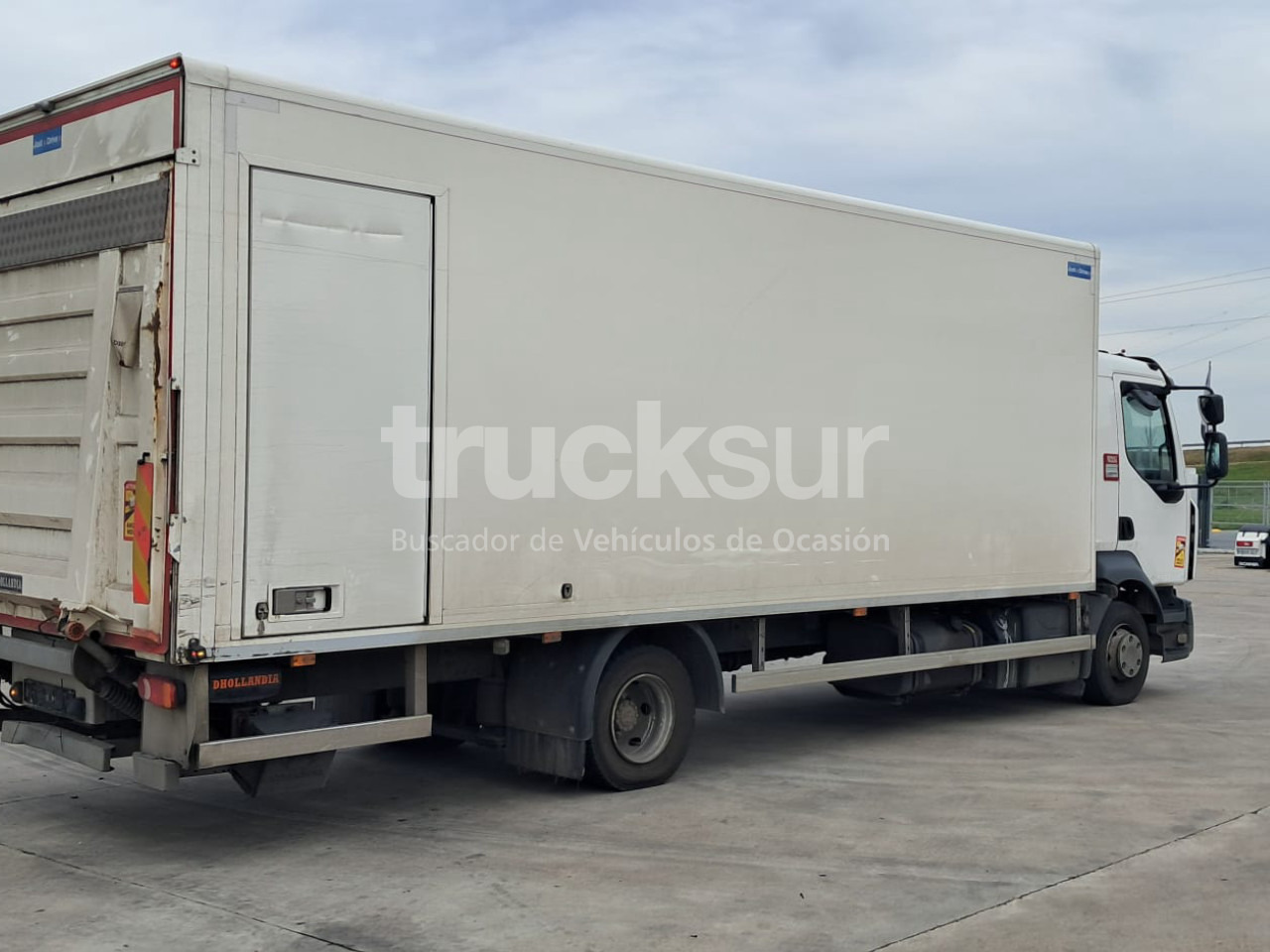 RENAULT D12.240 - Camión caja cerrada: foto 3 RENAULT D12.240 - Camión caja cerrada: foto 3