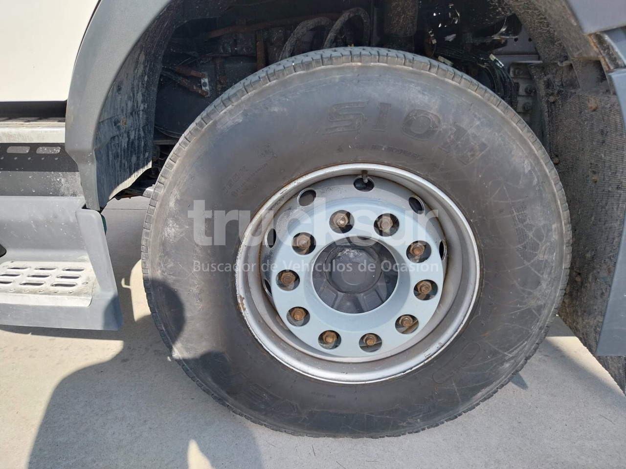 VOLVO FM 330HP - Volquete camión: foto 4 VOLVO FM 330HP - Volquete camión: foto 4