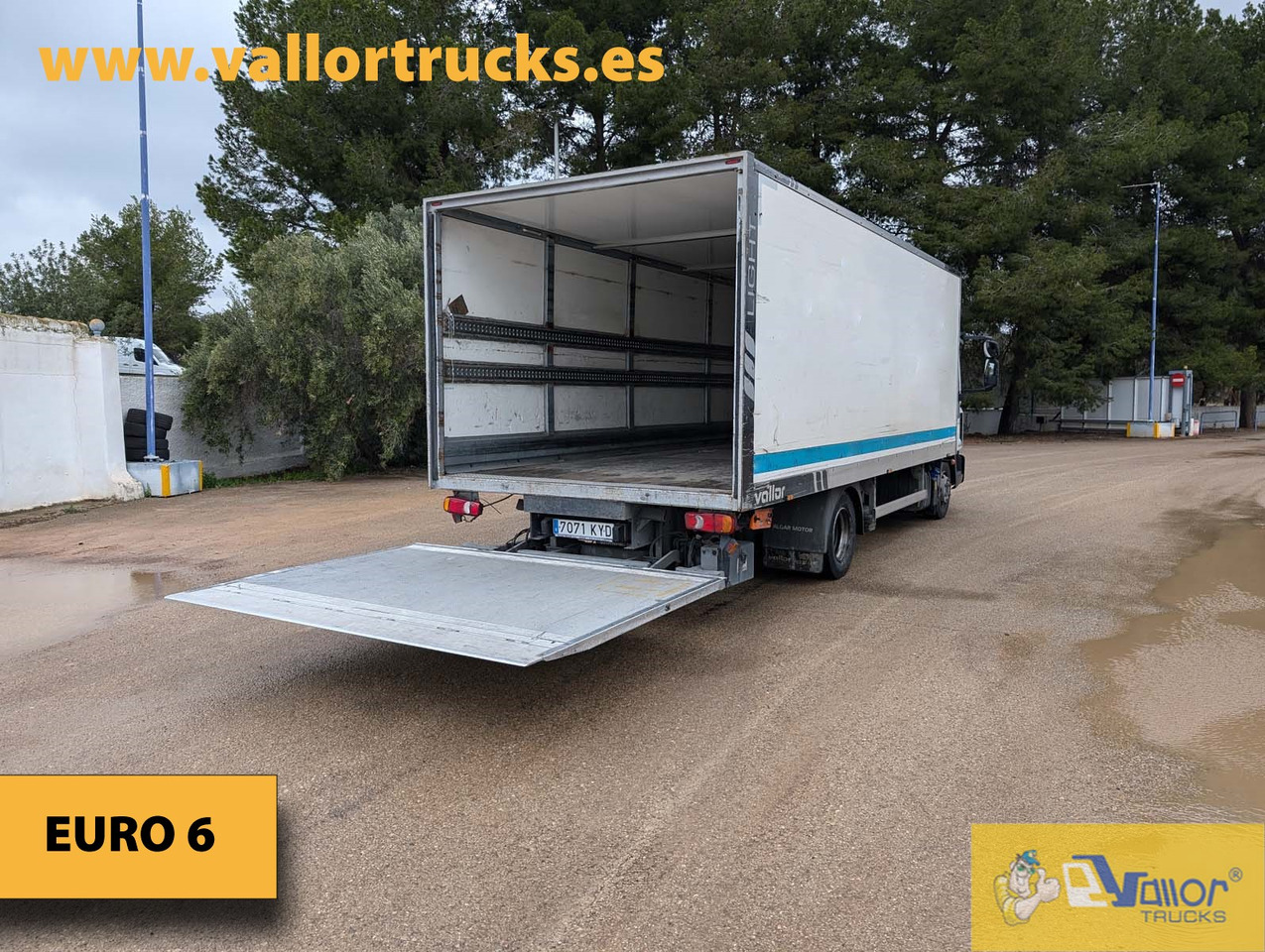 IVECO 100E22 - Camión caja cerrada: foto 4 IVECO 100E22 - Camión caja cerrada: foto 4
