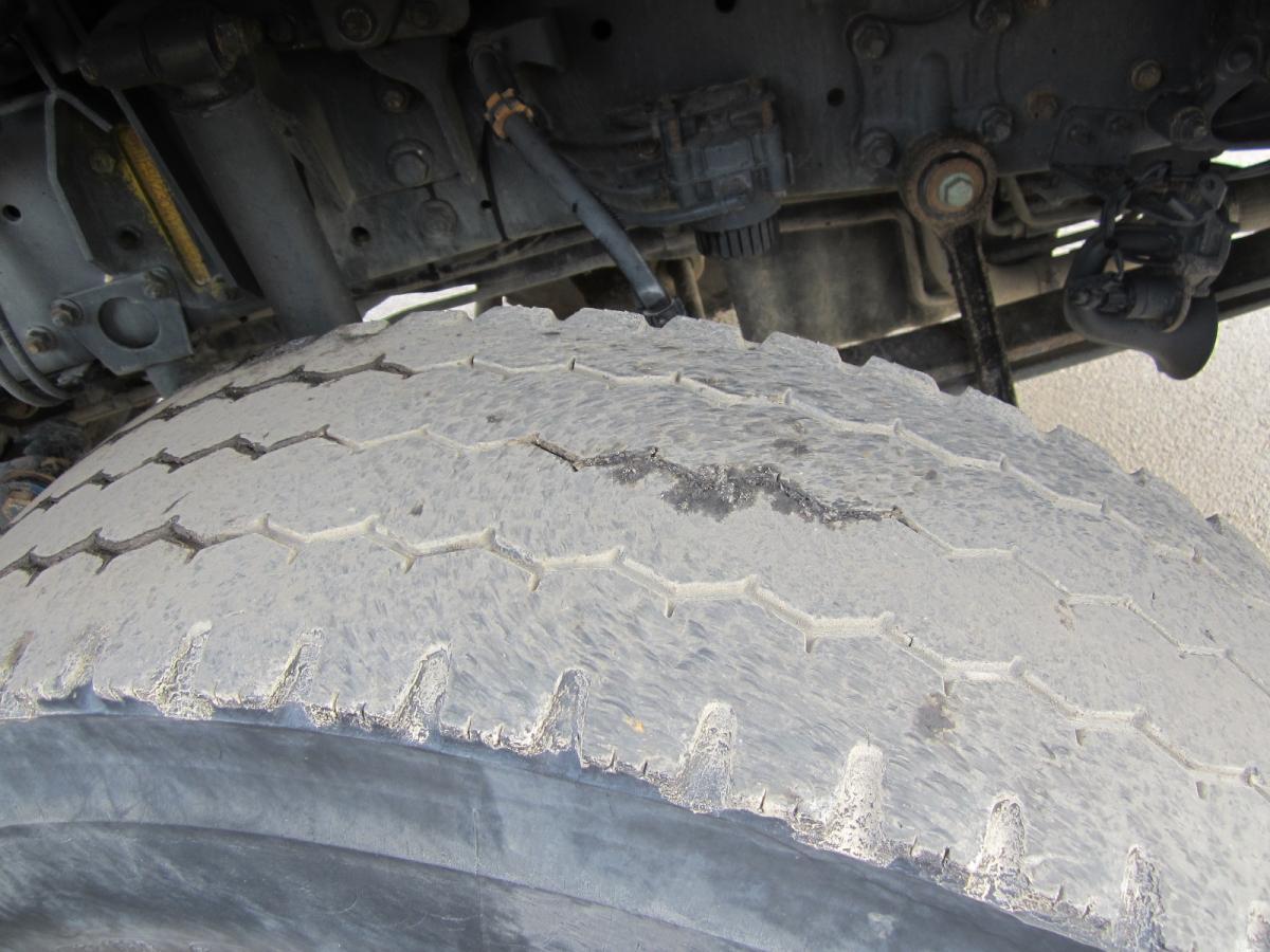 Mercedes AXOR 3240 - Volquete camión: foto 5 Mercedes AXOR 3240 - Volquete camión: foto 5