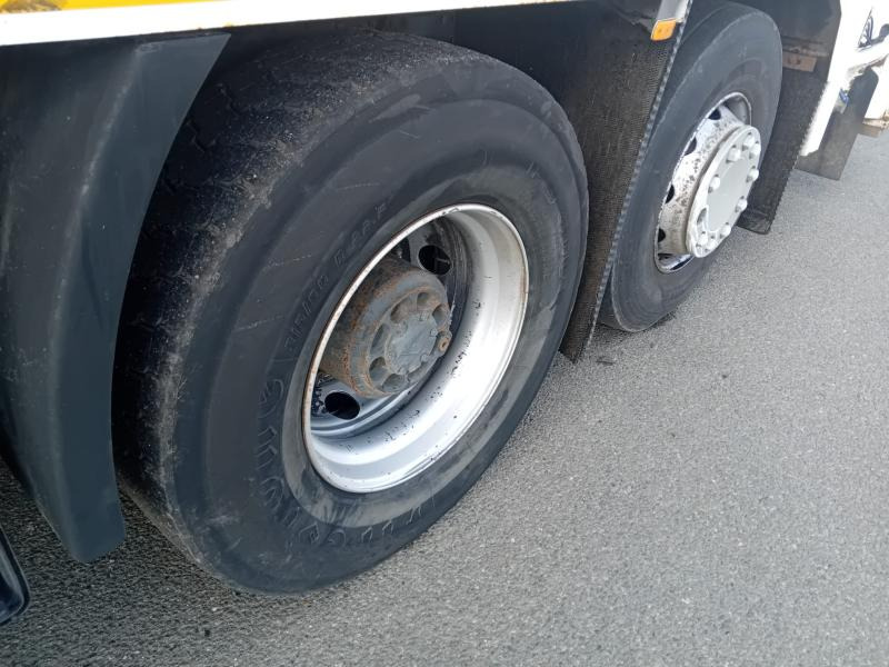 Renault D-Series 26 Wide - Camión de basura: foto 4 Renault D-Series 26 Wide - Camión de basura: foto 4