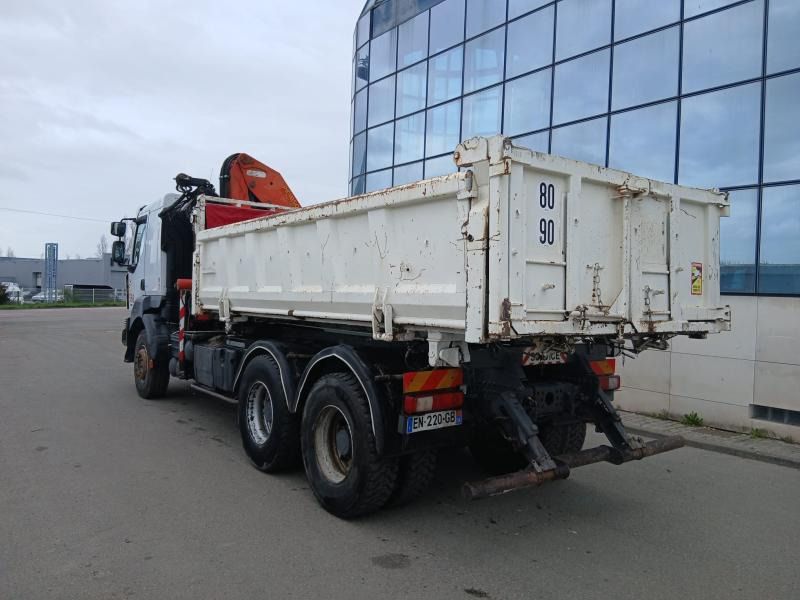 Renault Kerax 370.19 DXI - Volquete camión: foto 4 Renault Kerax 370.19 DXI - Volquete camión: foto 4