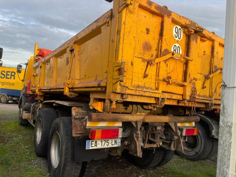 Renault Kerax 370 DCI - Volquete camión: foto 4 Renault Kerax 370 DCI - Volquete camión: foto 4