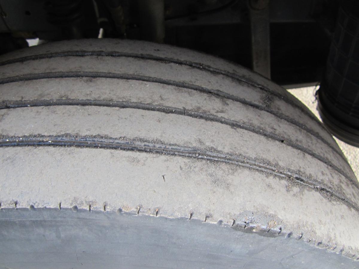 Renault Midlum 180 DCI - Camión lona: foto 5 Renault Midlum 180 DCI - Camión lona: foto 5