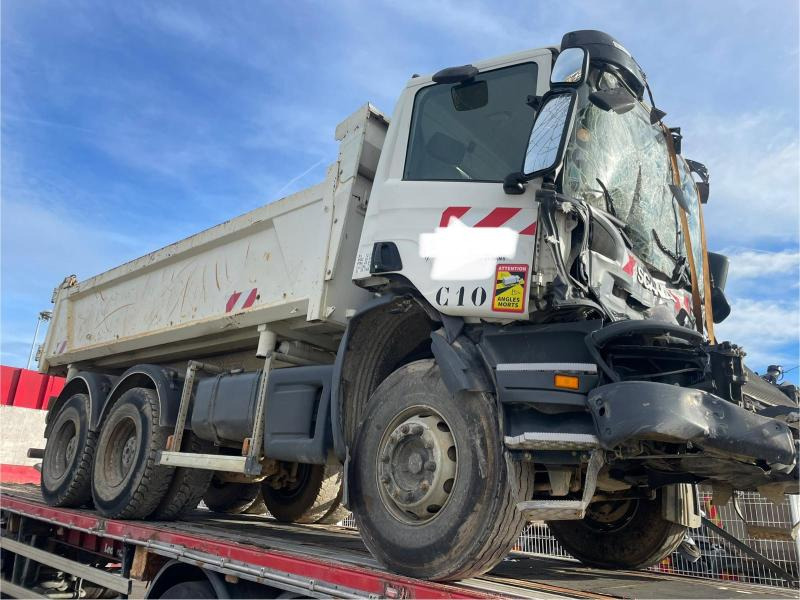 Volquete camión Scania: foto 1
