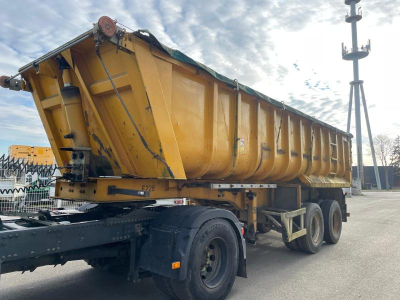 Trailor - Volquete semirremolque: foto 1 Trailor - Volquete semirremolque: foto 1